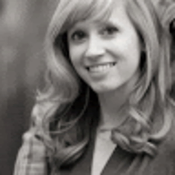 Meet your Posher, Laura - Picture 1 of 1